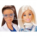 MATTEL - BARBIE - ZESTAW 2 LALKI - ASTRONAUTKA I NAUKOWIEC - FCP65 MATTEL - BARBIE - ZESTAW 2 LALKI - ASTRONAUTKA I NAUKOWIEC - FCP65